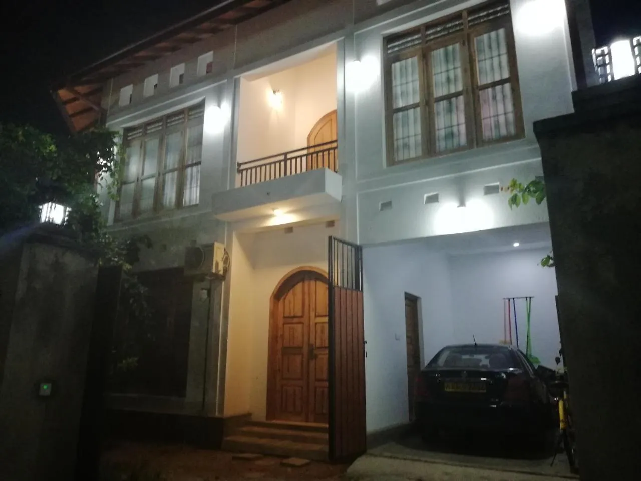 Air Port 5 Minutes Super Clean Upul Bed & Breakfast Negombo