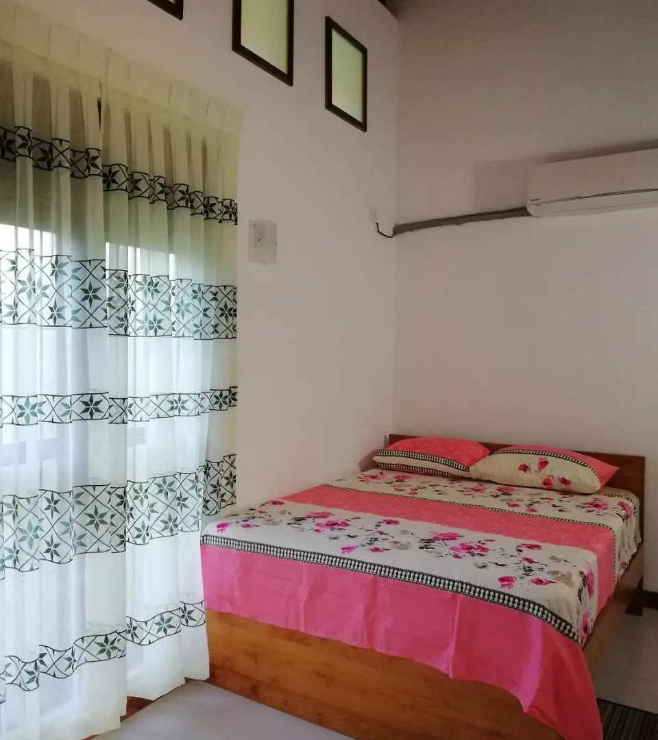 Air Port 5 Minutes Super Clean Upul Bed & Breakfast Negombo 0*,  Sri Lanka