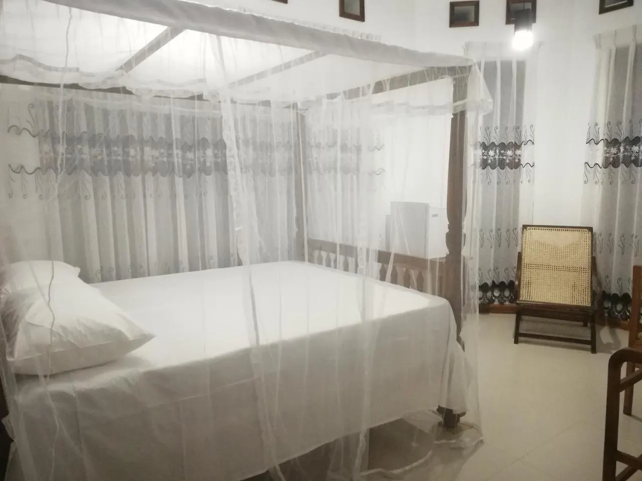 Bed and Breakfast Air Port 5 Minutes Super Clean Upul Negombo Sri Lanka