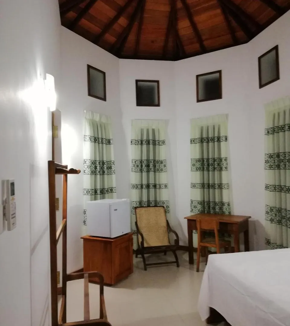 Bed and Breakfast Air Port 5 Minutes Super Clean Upul Negombo